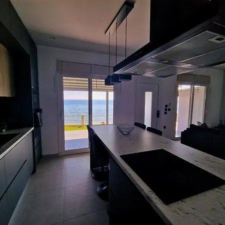 Sunset Shores Mola Kalyva
