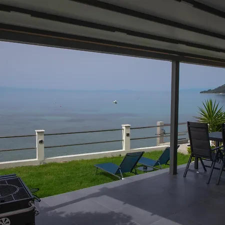 Sunset Shores Mola Kalyva
