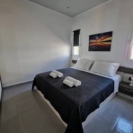 Sunset Shores Villa *