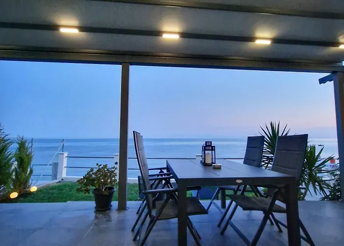 Sunset Shores Mola Kalyva